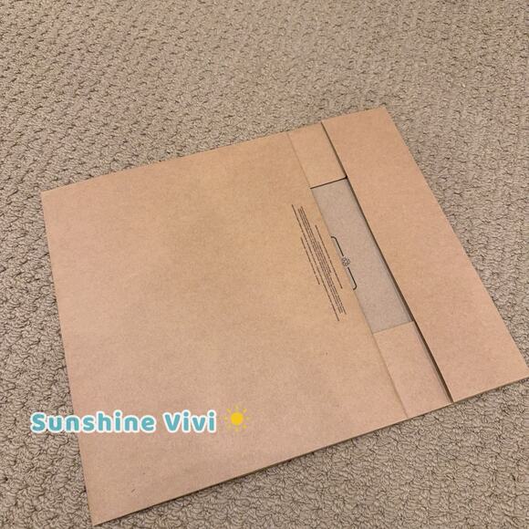 NEW Coach One Piece Gift Box Large 12.5 x 10.5 x 4.75 inches Coach Logo on Lids - Picture 3 of 5